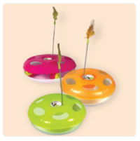 اسباب‌بازی برج یک‌طبقه همراه با دو توپ و فنر پردار مخصوص گربه